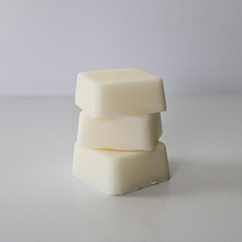 Load image into Gallery viewer, Rose Petal Wax Melts - T. W. Aromatics &amp; Co.